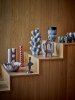 Elegancki świecznik Bloomingville wykonany z naturalnego piaskowca